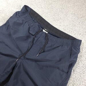 Men's Nike‎ Swim Trunks / Training Shorts with Liner Size MEDIUM M